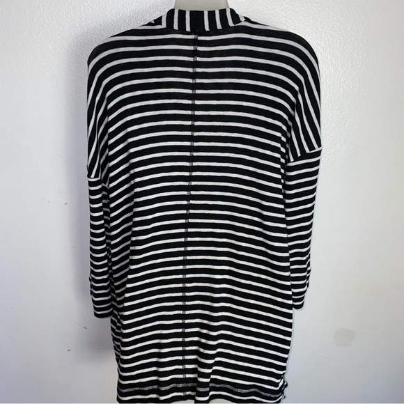T by Talbots black and white striped light weight cardigan - Picture 5 of 6
